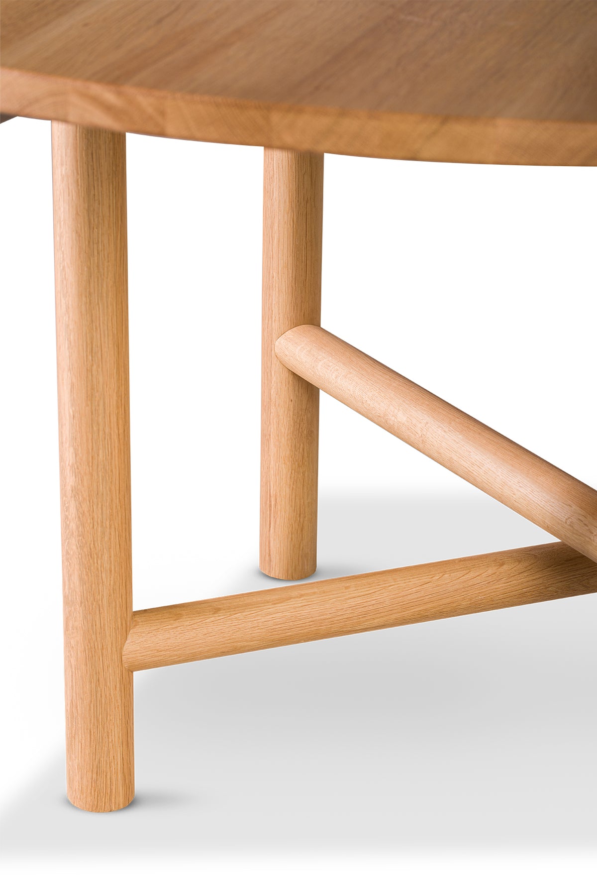 Akis Round Dining Table for 4, Solid Oak, Cylinder Legs