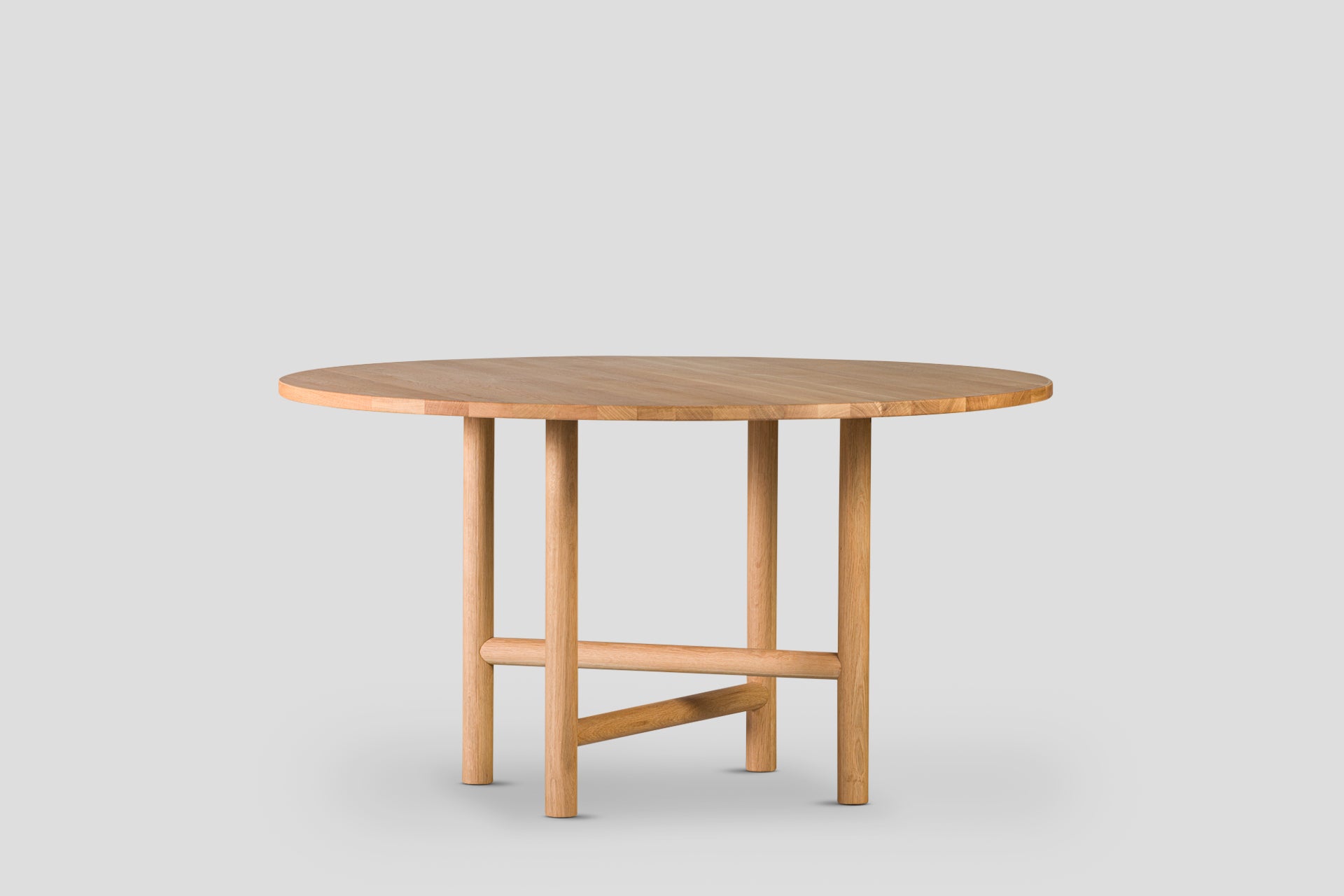Akis 4 Person Round Table Solid Wood Oak Top, Solid Oak Cylinder Legs