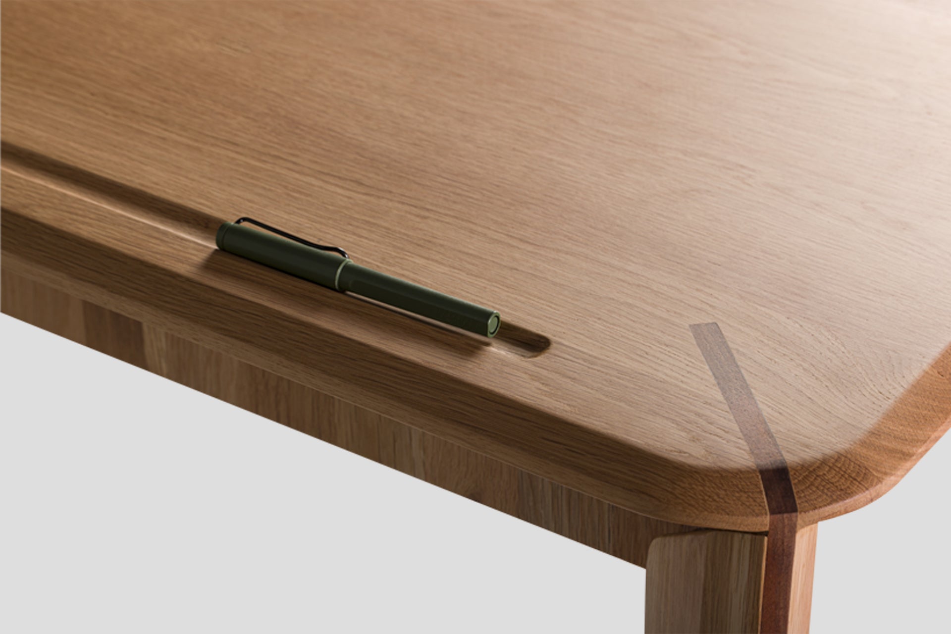 Lika Study Desk, Dresser Solid Wood Oak Table, Solid Wood Oak Carrier, Walnut Solid Wood Detail