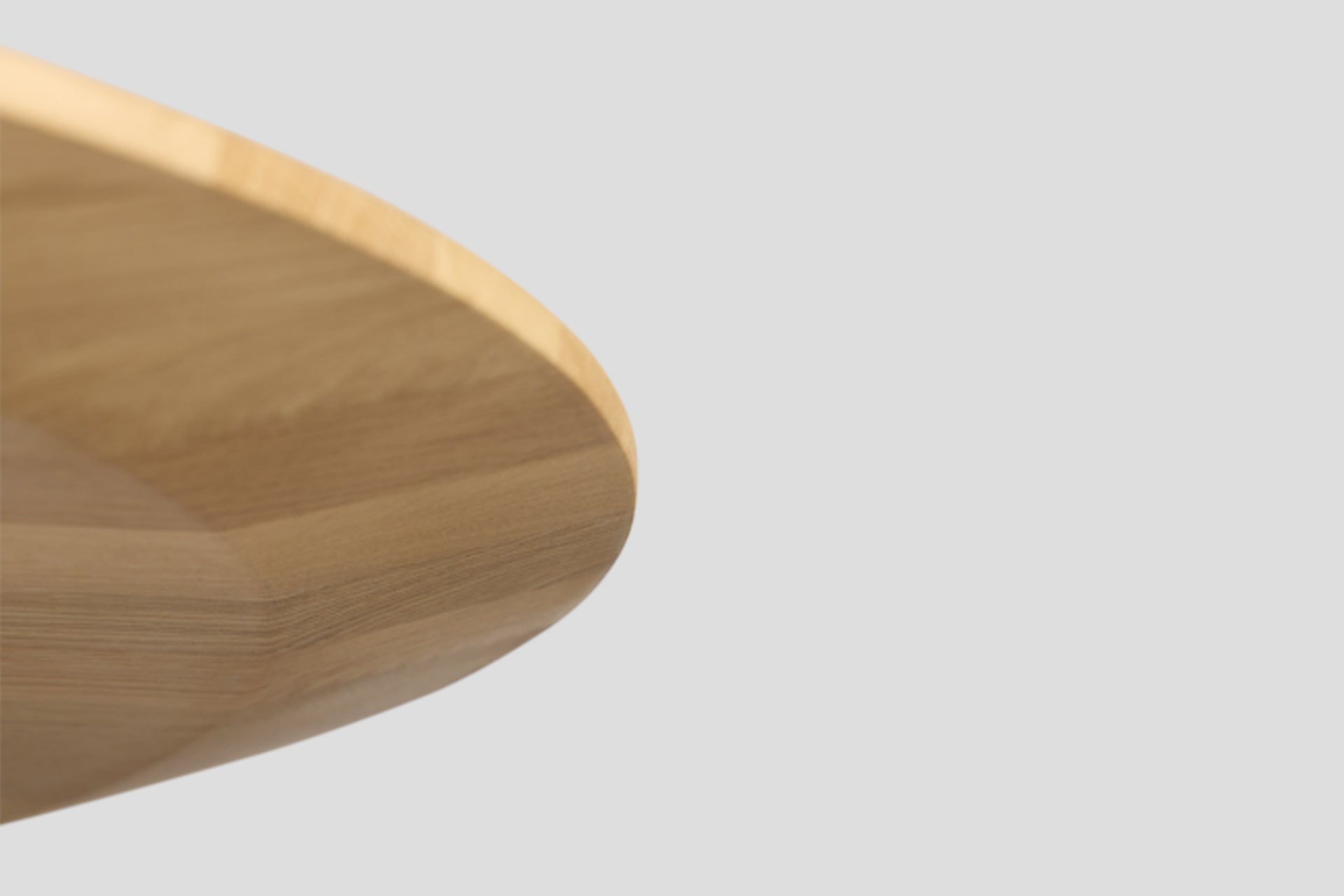 Pico Ahşap Yuvarlak Masa – Meşe Natural Ayak, Meşe Natural Tabla (90 cm)